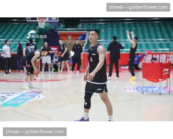 山东内线强硬度不足 克里斯回归旨在提升护框与篮板保护